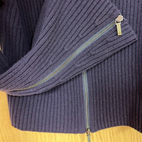 Worth New York | Sweater Size Small - Picture 2 of 3